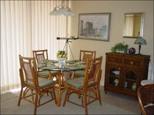 Rentals 206 Dining Room Rentals 206 Dining Room